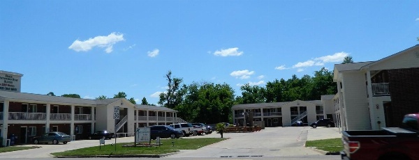 Paris Extended Stay Suites image 4