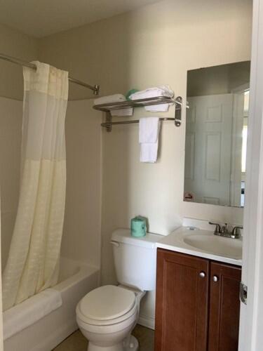 Deluxe Double Studio at Paris Extended Stay Suites, photo 3